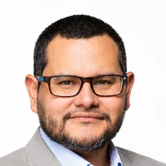 Claudio Obregón, docente de postgrado UCAL