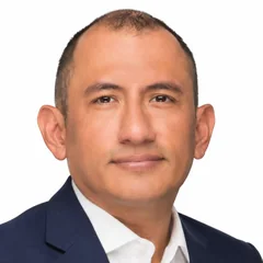 Gustavo Hidalgo, docente de postgrado UCAL