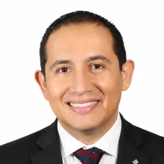 Hernan Ibarra, docente de postgrado UCAL